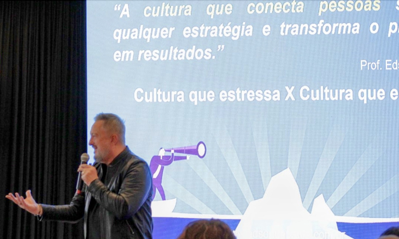 Palestra Cultura Organizacional O Comportamento que Vende
