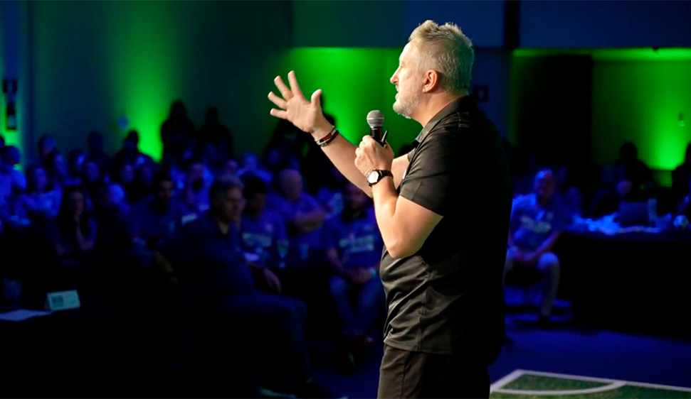 16 palestra-Petz-Cobasi-Motivação-Edson-De-Paula